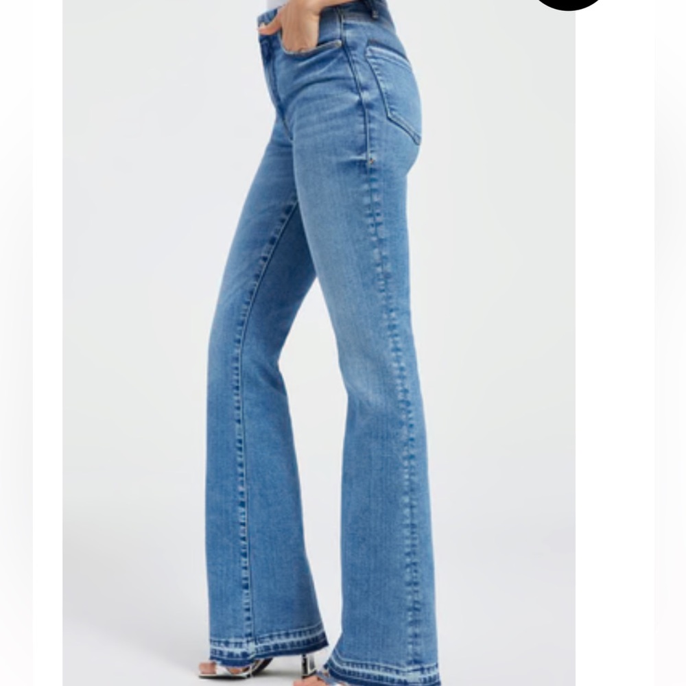 GOOD AMERICAN JEANS. Brand new, unworn, with original packaging!